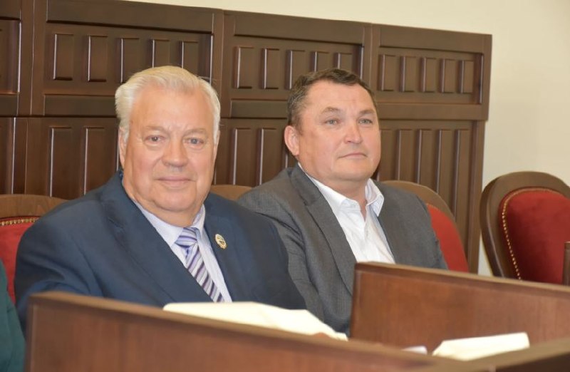 В Марий Эл в преддверии Дня работников леса состоялось торжественное мероприятие во Дворце Конгрессов В Марий Эл в преддверии Дня работников леса состоялось торжественное мероприятие во Дворце Конгрессов